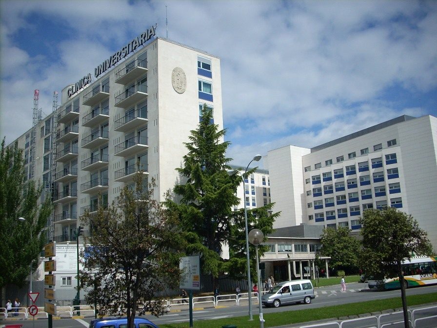 Clinica%20Universitaria%2C%20Pamplona%2C%20Spain%20-%204.JPG